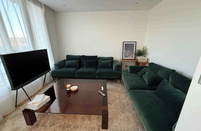 Bright apartment in Boulogne-Billancourt