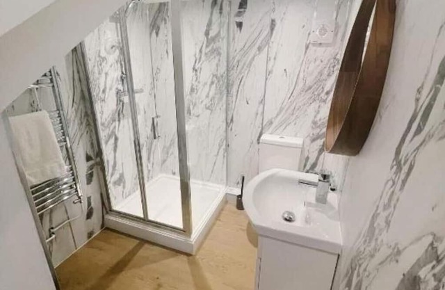 Pearl House - Delightful 3-4 Bedroom Coastal Getaway