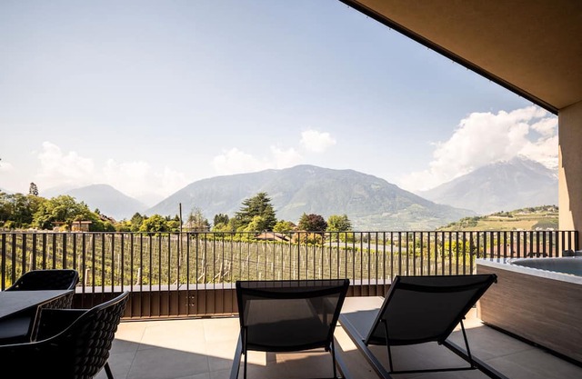 Apartment 'Oberhaslerhof Malus' with Mountain View, Wi-Fi and Air Conditioning