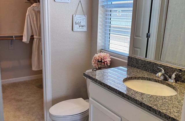 Charming 2-bedroom house in delightful Johnstown