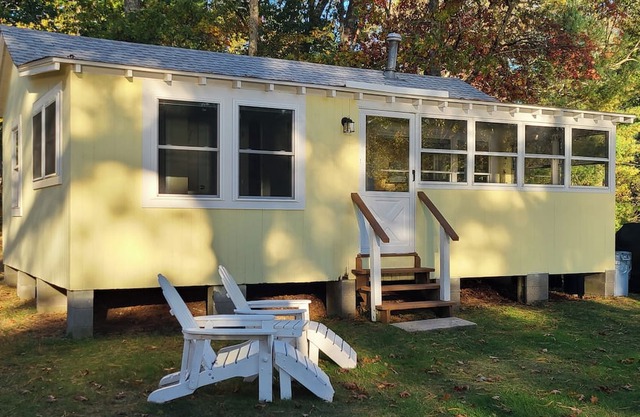 Waterfront 1-bedroom cabin on 11+ acre waterfront estate on beautiful Beach Pond