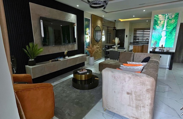 ChiChi’s Pad…nNewly built 3-bedroom apartment in enchanting Lagos with AC