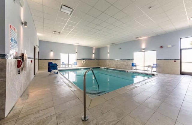 4 Family-Friendly Rooms with Indoor Heated Swimming Pool Near Lehigh Valley Zoo