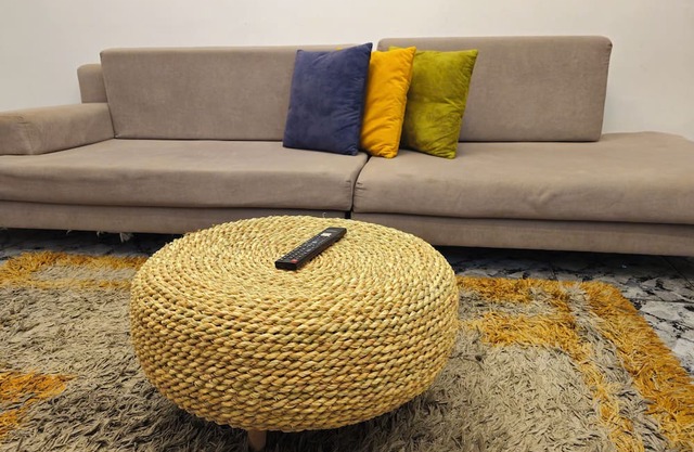 Alex Gate apartment - families only - 3 BR apt