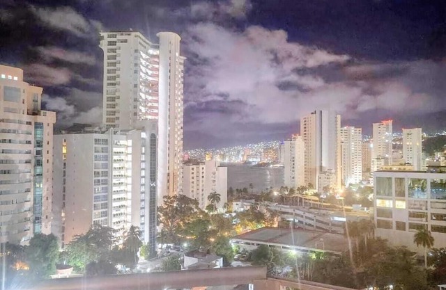 Apartment on Coastal beach access