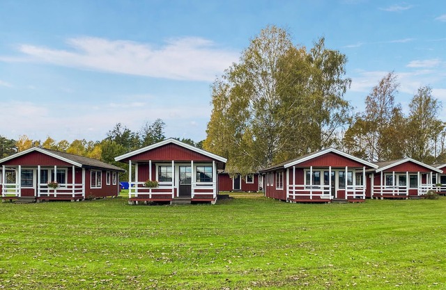 Amazing home in Byxelkrok with WiFi