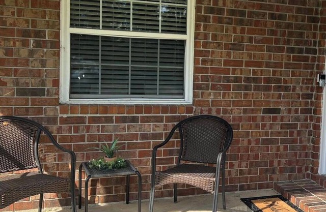 The MARTIN- a Charming 2-bedroom close to GSU campus, stadium, and downtown.