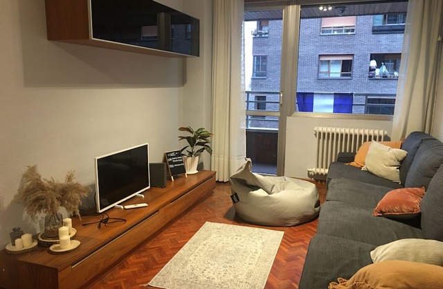 CENTRAL APARTMENT IN PAMPLONA