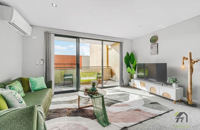2B2B apartment in the Redfern