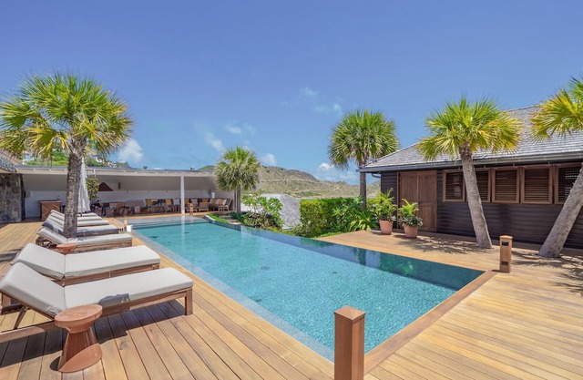 4 Bed Villa Over the ocean in Toiny, St Barths