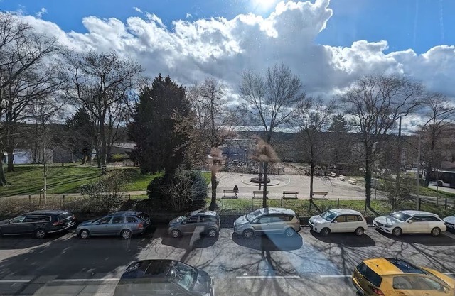 Chic apartment for 1-2 persons, bedroom, kitchen, bathroom. Centrally located.