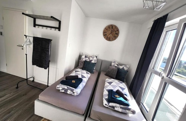 Business apartment with WIFI, elevator & free parking
