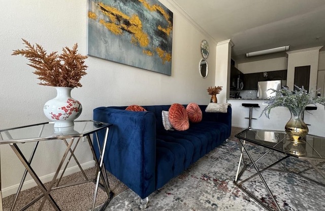 Upscale Spacious Cozy Loft in the Heart of Downtown Dallas