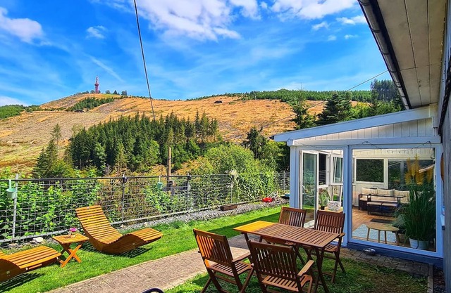 Bungalow for 3 guests with 86m² in Bestwig (273182)