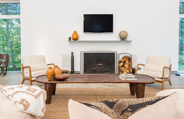 NEW: Stunning Home w/Private Waterfall in Roscoe