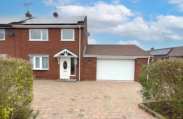 HUMBLE HOME, family friendly, with a garden in Uttoxeter