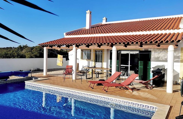 Sea view and private pool: Casa das Ondas