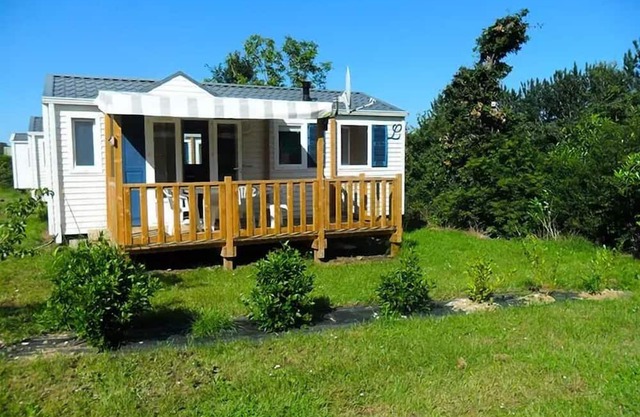 Camping At the gates of Paimpol * - Mobil Home Comfort Ploumanac'h Saturday - 2 bedrooms 4 people