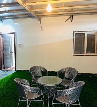 Luxury ModerN 1BHK US Consulate