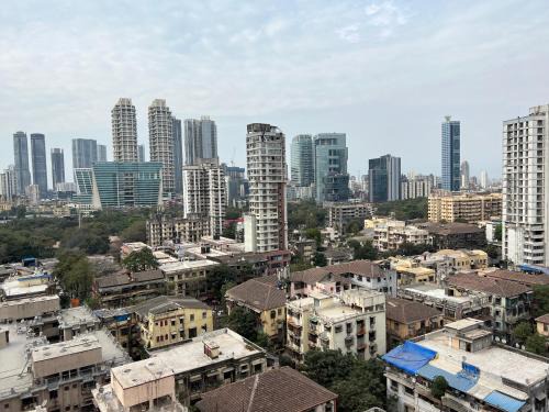 3BR Aparment in Parel by Flora Stays