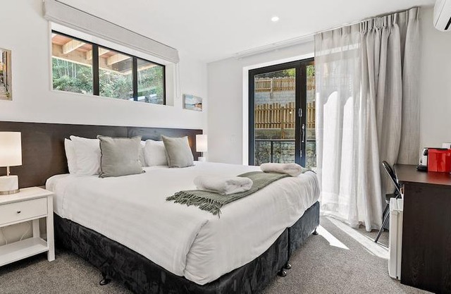 Serenity Heights Villa 