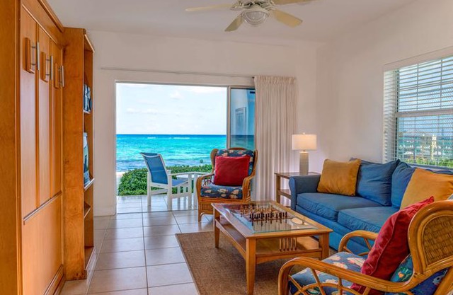 Wyndham Reef Resort Grand Cayman