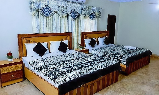 Gulshan-E-Jamal Hotel | Galaxy Inn Guest House