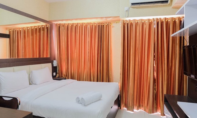 Pondokcina Hotel | Cozy Studio Apartment at Taman Melati Margonda
