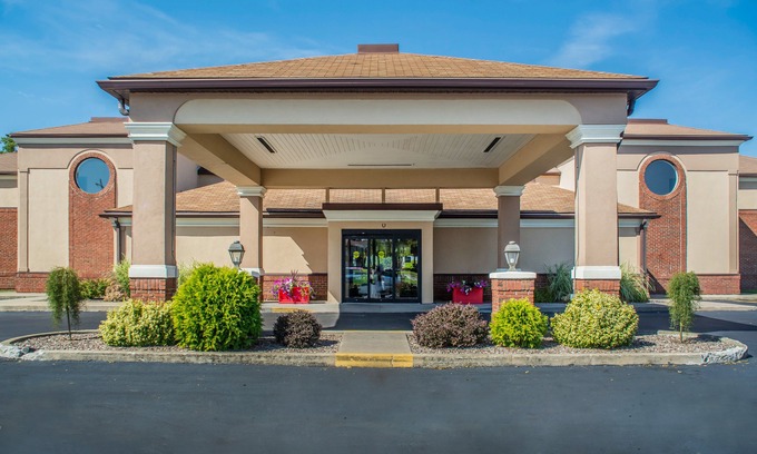 Lockport Hotel | Quality Inn Lockport
