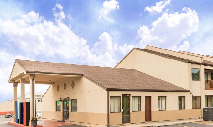 Hannibal Hotel | Days Inn by Wyndham Hannibal
