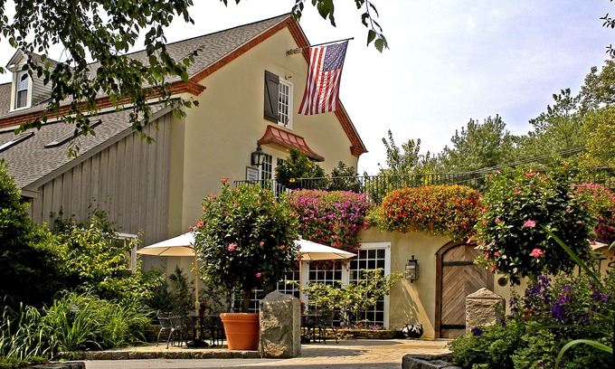 Montchanin Hotel | The Inn at Montchanin Village