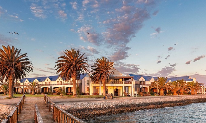 Walvis Bay Hotel | Protea Hotel by Marriott Walvis Bay Pelican Bay