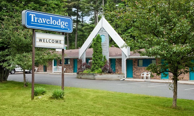 Bracebridge Hotel | Travelodge by Wyndham Bracebridge