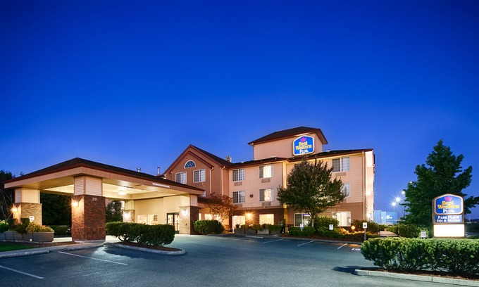 Chehalis Hotel | Best Western Plus Park Place Inn & Suites