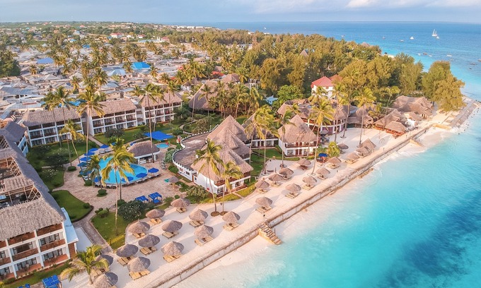 Nungwi Hotel | DoubleTree Resort by Hilton Zanzibar - Nungwi