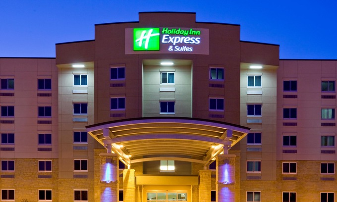 Mankato Hotel | Holiday Inn Express Hotel & Suites Mankato East, an Ihg Hotel
