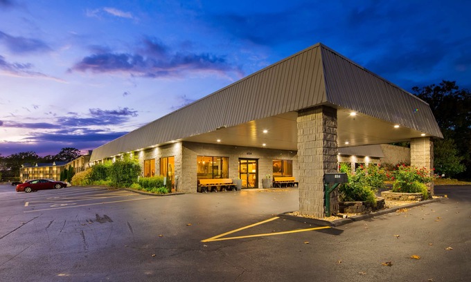 Branson West Hotel | Best Western Branson Inn and Conference Center