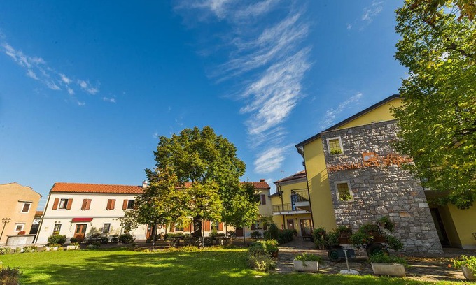 Altipiano Est Hotel | Dependance Lipa