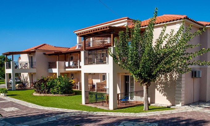 Svoronata Hotel | Sotiris Studios