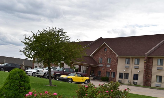 Grand Island Hotel | Days Inn by Wyndham Grand Island