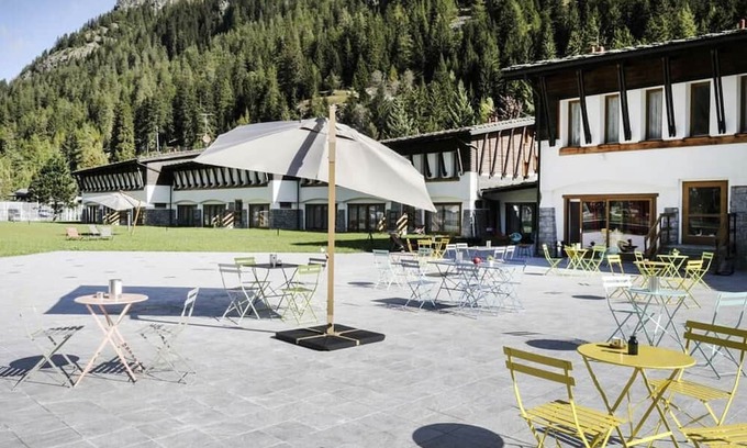 Gressoney-Saint-Jean Apartment | Residence in Gressoney-saint-jean with 3 bedrooms sleeps 10