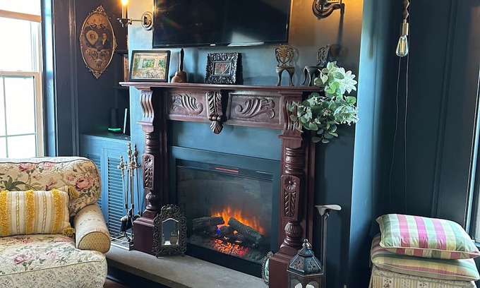 Skaneateles Apartment | Overlook Beautiful Skaneateles Lake close to Village