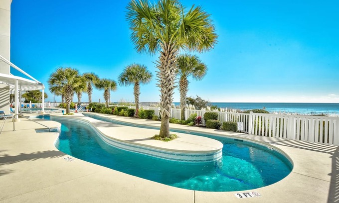 Crescent Beach Condo | Ocean's 11 Penthouse at Blue Water Keyes