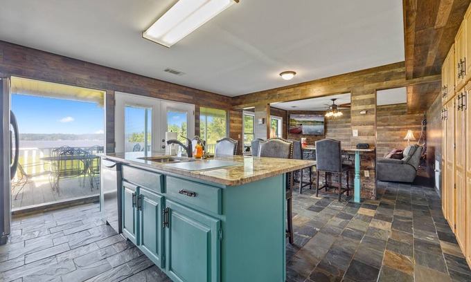 Greensboro House | Basketball + Lakeside view porch