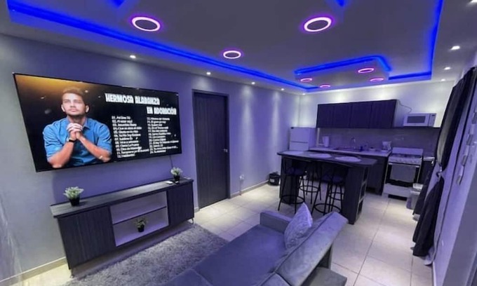 3ra Seccion Apartment | Elegante apartamento #3 cerca de la playa en Levittown