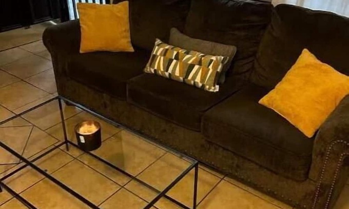 Vicksburg Apartment | Location Domination-Victorian Apt.-1King-1Queen-2fullbaths