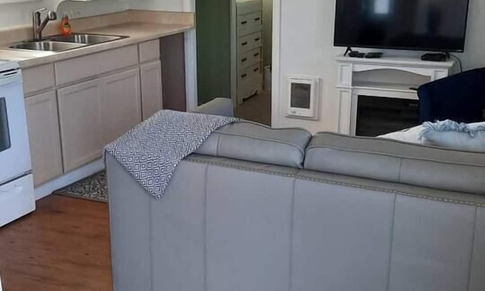 Grayland Cottage | "Seascapes Cottage" 1-Bed by the Sea w/fireplace