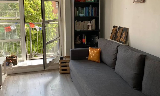 The Liberties Apartment | Central 1BD Flat in Dublin