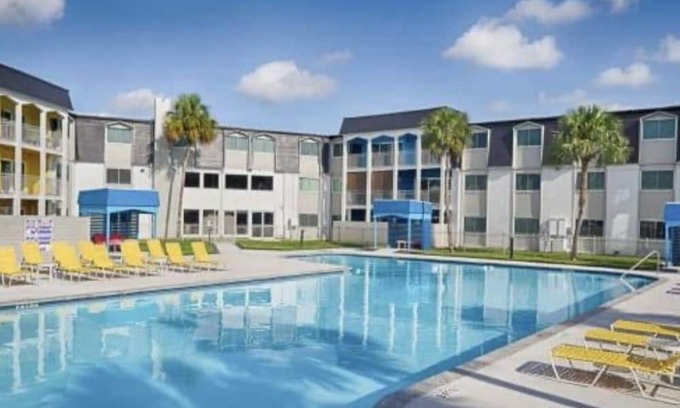 Nassau Bay Apartment | The Beautiful Bay Area