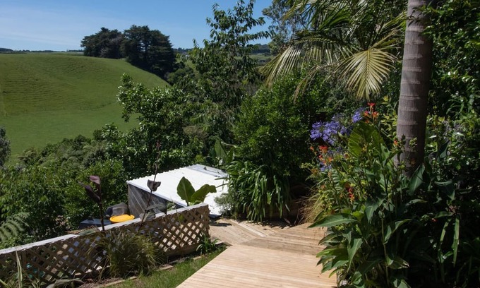 Oakura Villa | BUTLERS LANE THE RETREAT